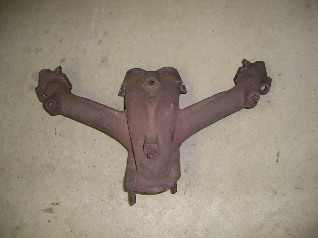 128 coupe sohc twin out manifold.jpg