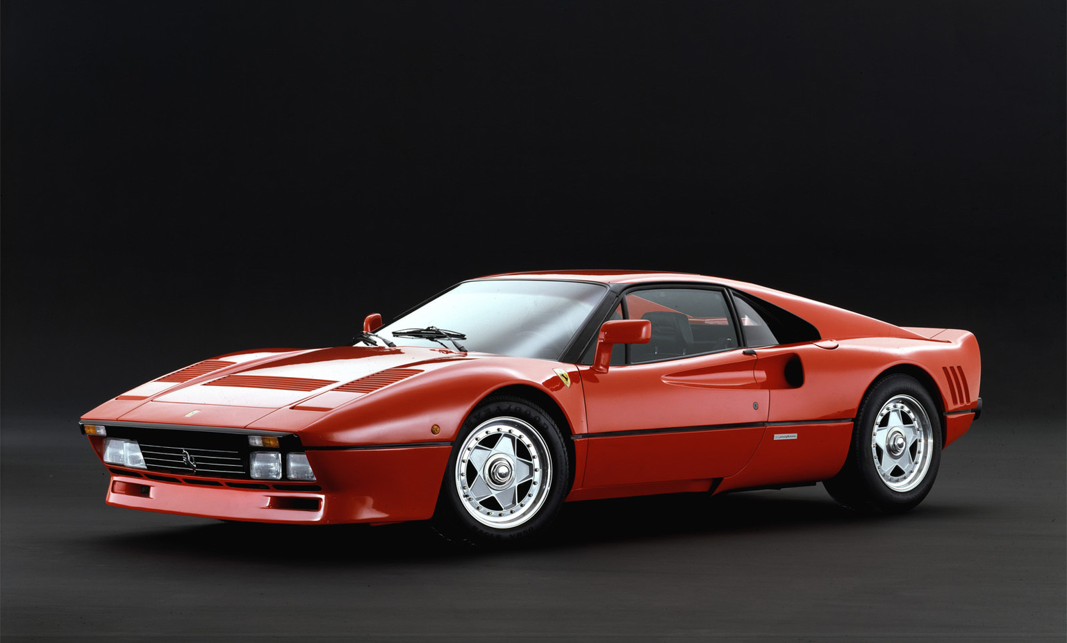1984_Ferrari_288GTO-0-1536.jpg
