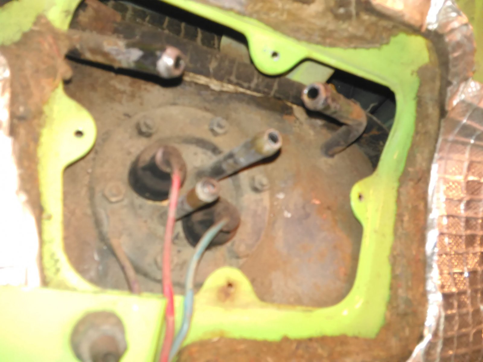 Gas Tank Connections - Close Up without Cover.jpg