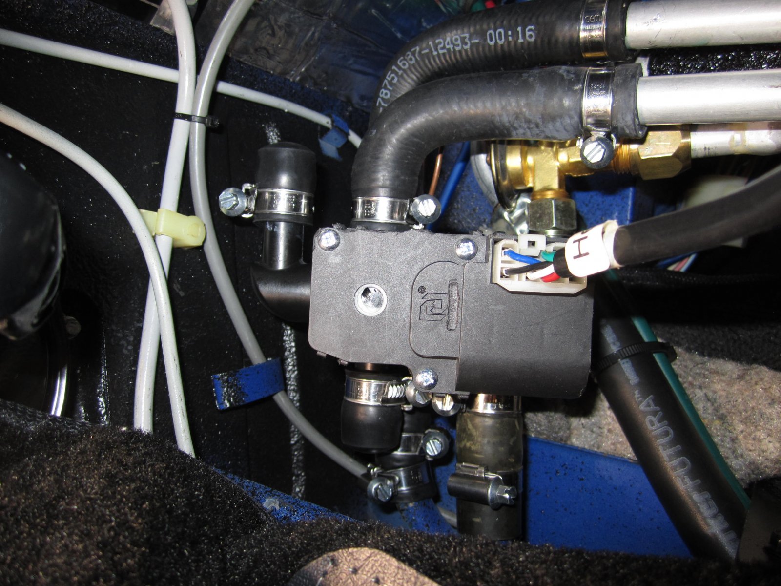 Heater valve revision 05.JPG