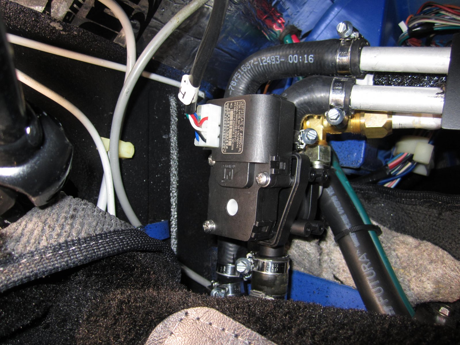 Heater valve revision 09.JPG