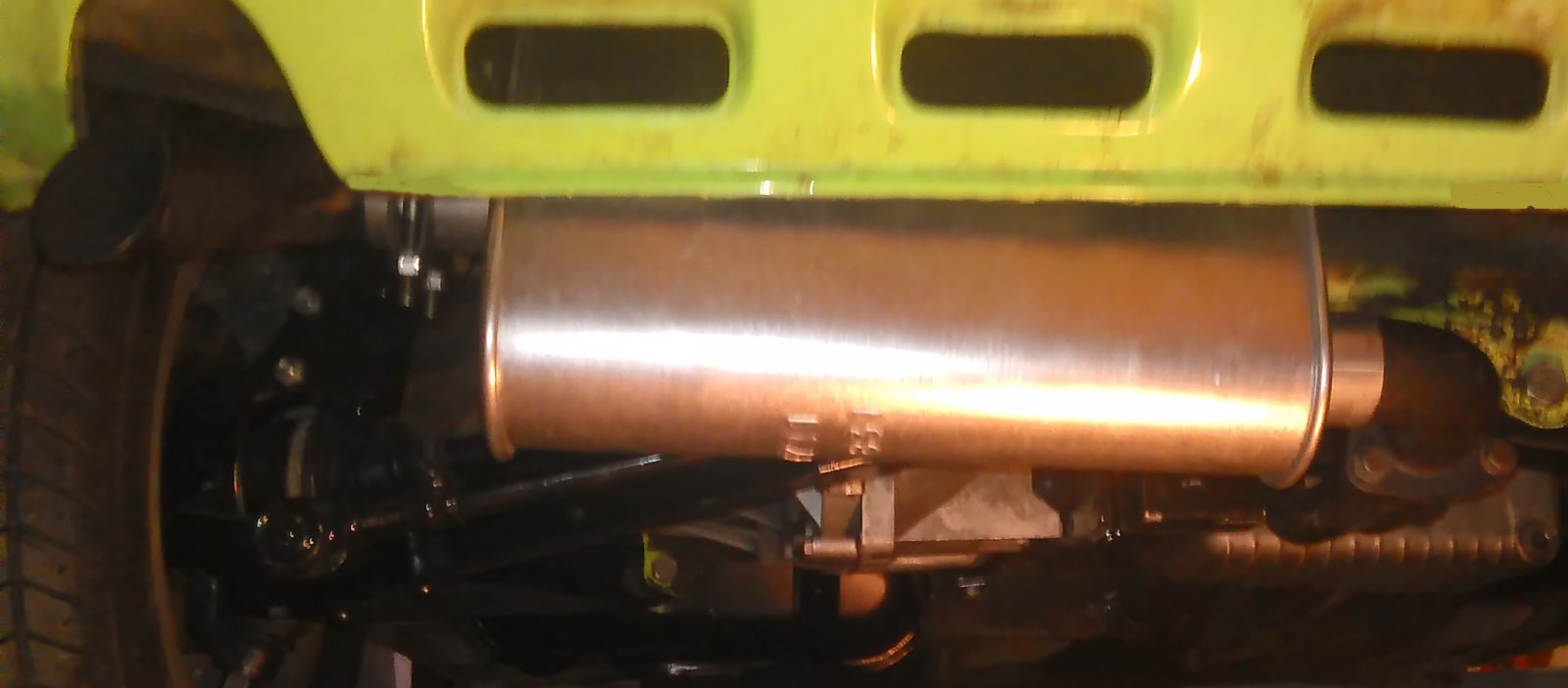 Serra Header with Driver's Side Exhaust Exit.jpg