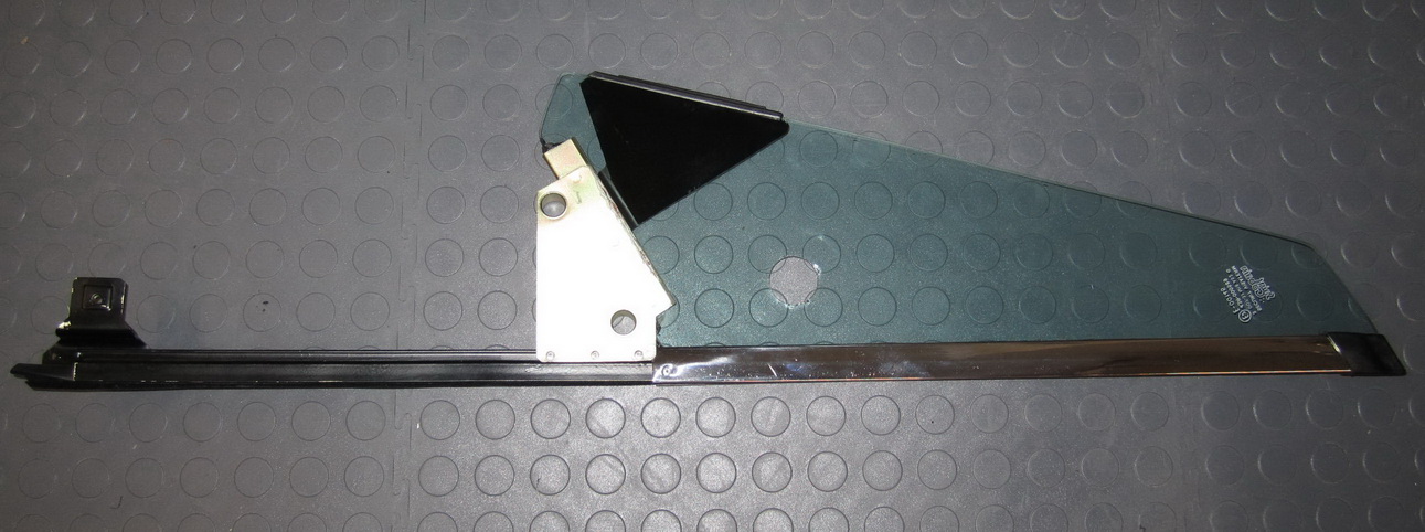 Vent window channel assembly 05_resize.JPG